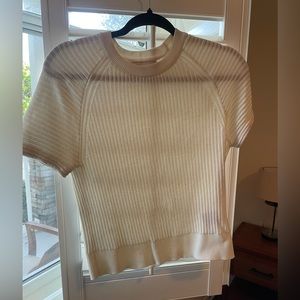 Short sleeve sweater top